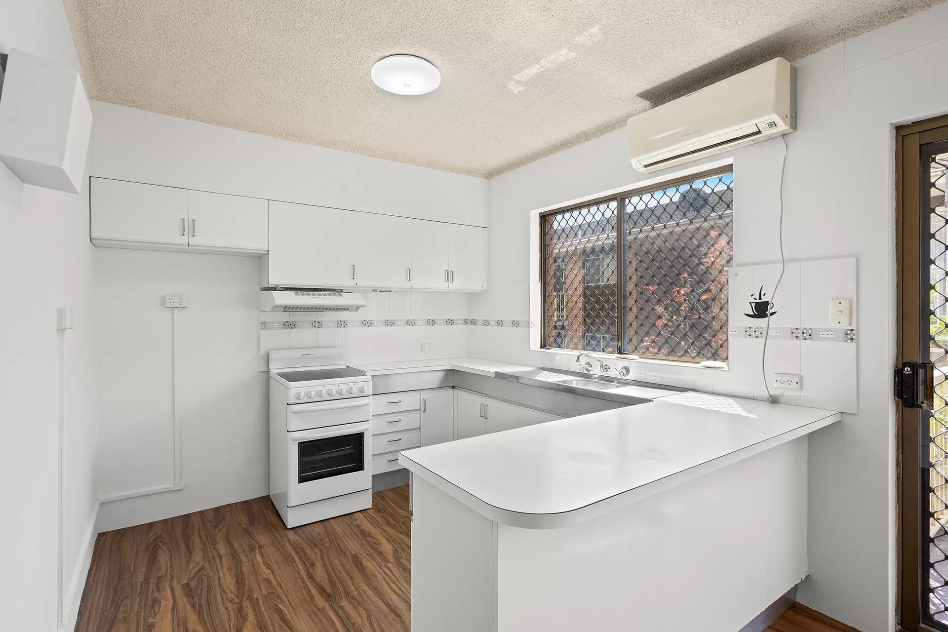 Wollongong Leased by Laurence Morgan Real Estate - image 3