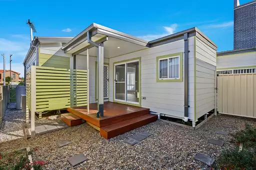 Fairy Meadow Leased by Laurence Morgan Real Estate