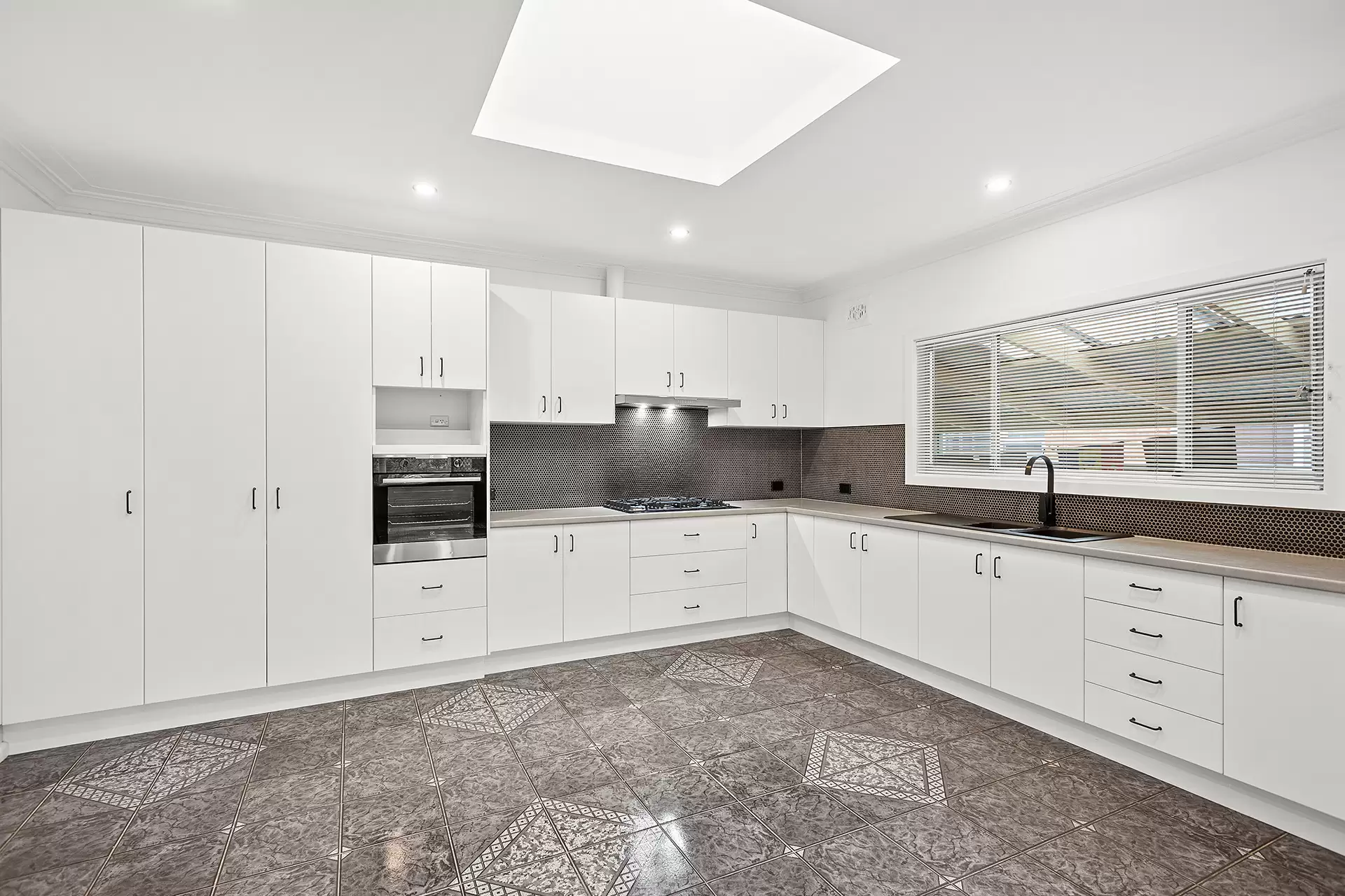 Towradgi Leased by Laurence Morgan Real Estate - image 4