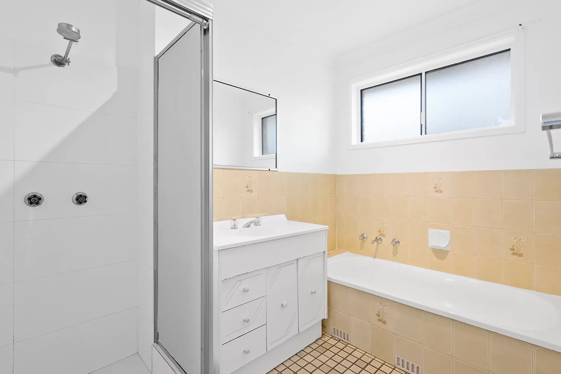 East Corrimal Leased by Laurence Morgan Real Estate - image 4