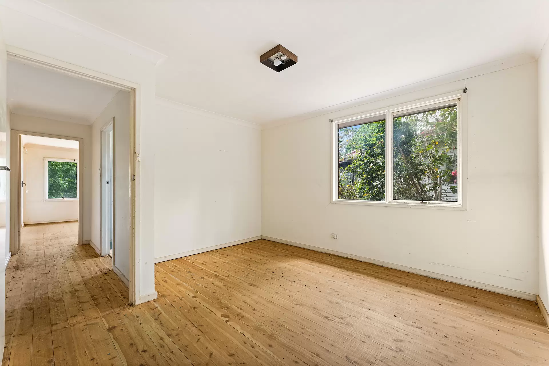 56 Stephen Drive, Woonona For Sale by Laurence Morgan Real Estate - image 8