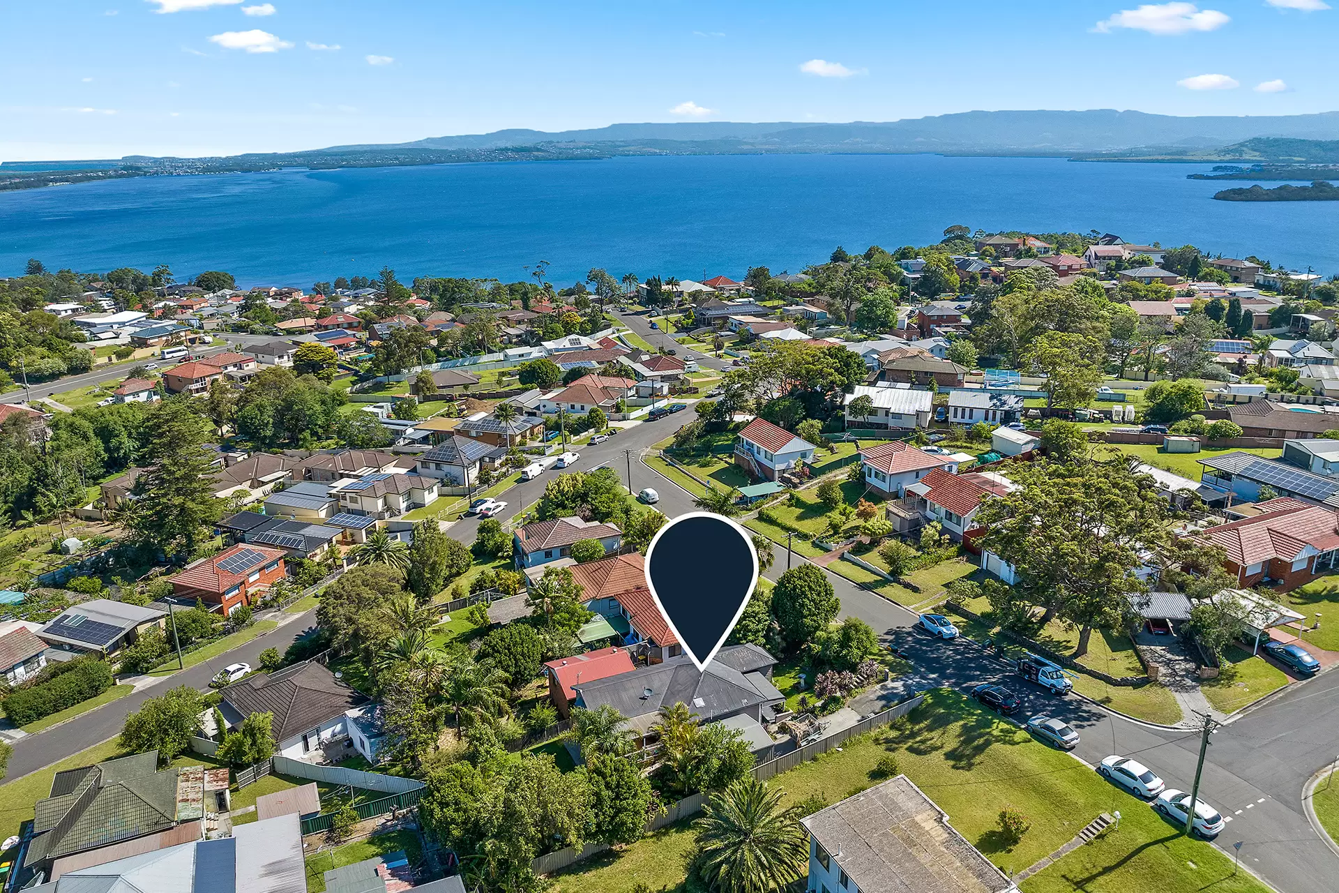 5 Claremont Avenue, Lake Heights For Sale by Laurence Morgan Real Estate - image 5