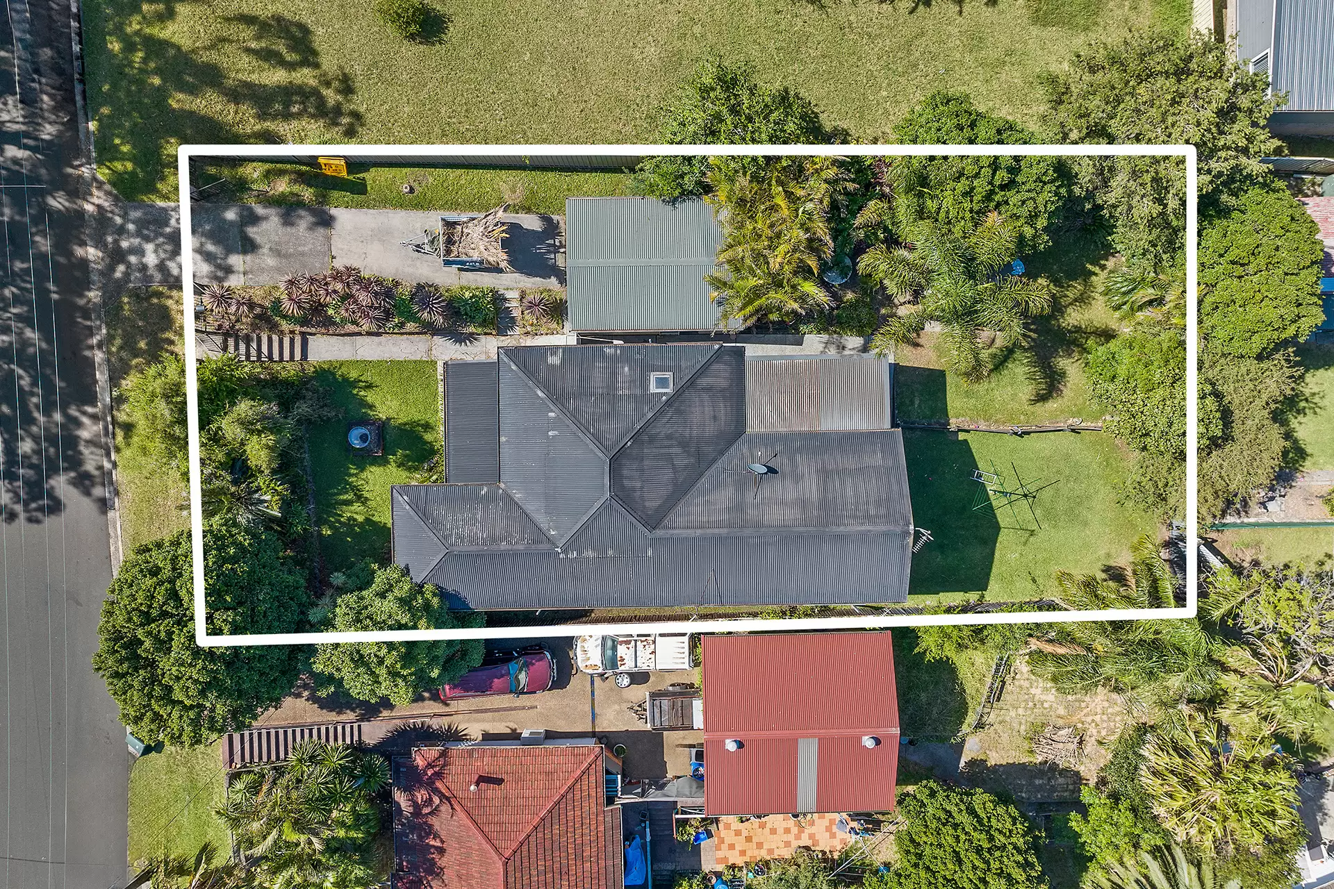 5 Claremont Avenue, Lake Heights For Sale by Laurence Morgan Real Estate - image 3