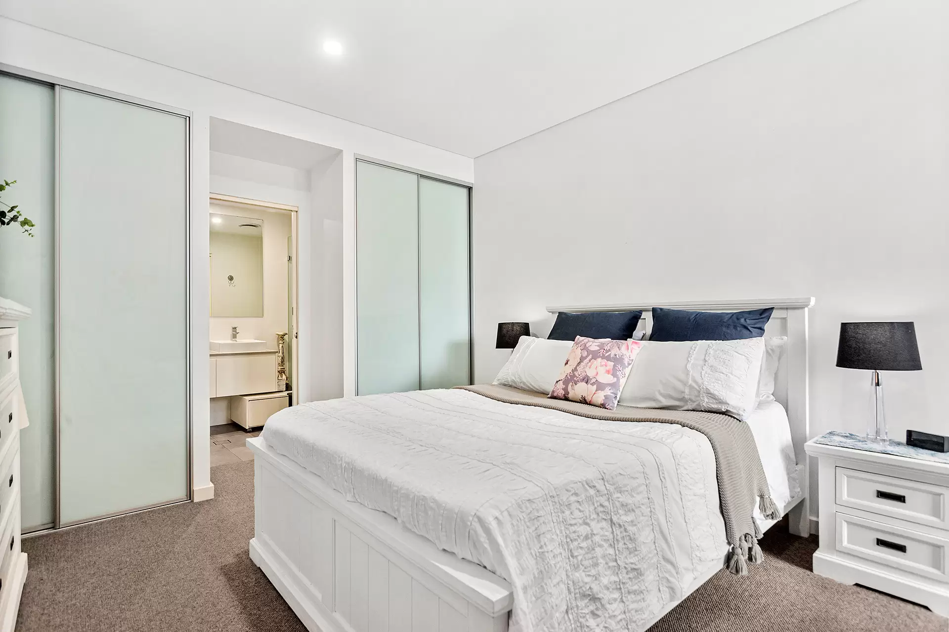 C102/5 Grand Court, Fairy Meadow For Sale by Laurence Morgan Real Estate - image 5