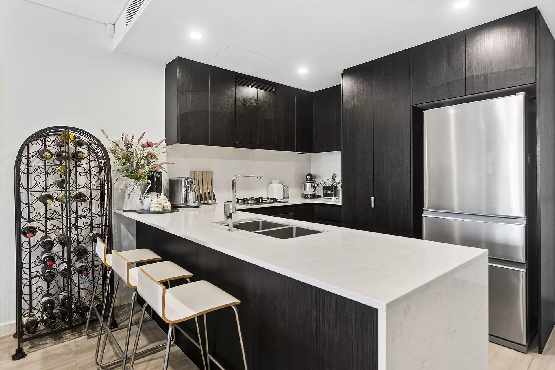 C102/5 Grand Court, Fairy Meadow For Sale by Laurence Morgan Real Estate - image 4