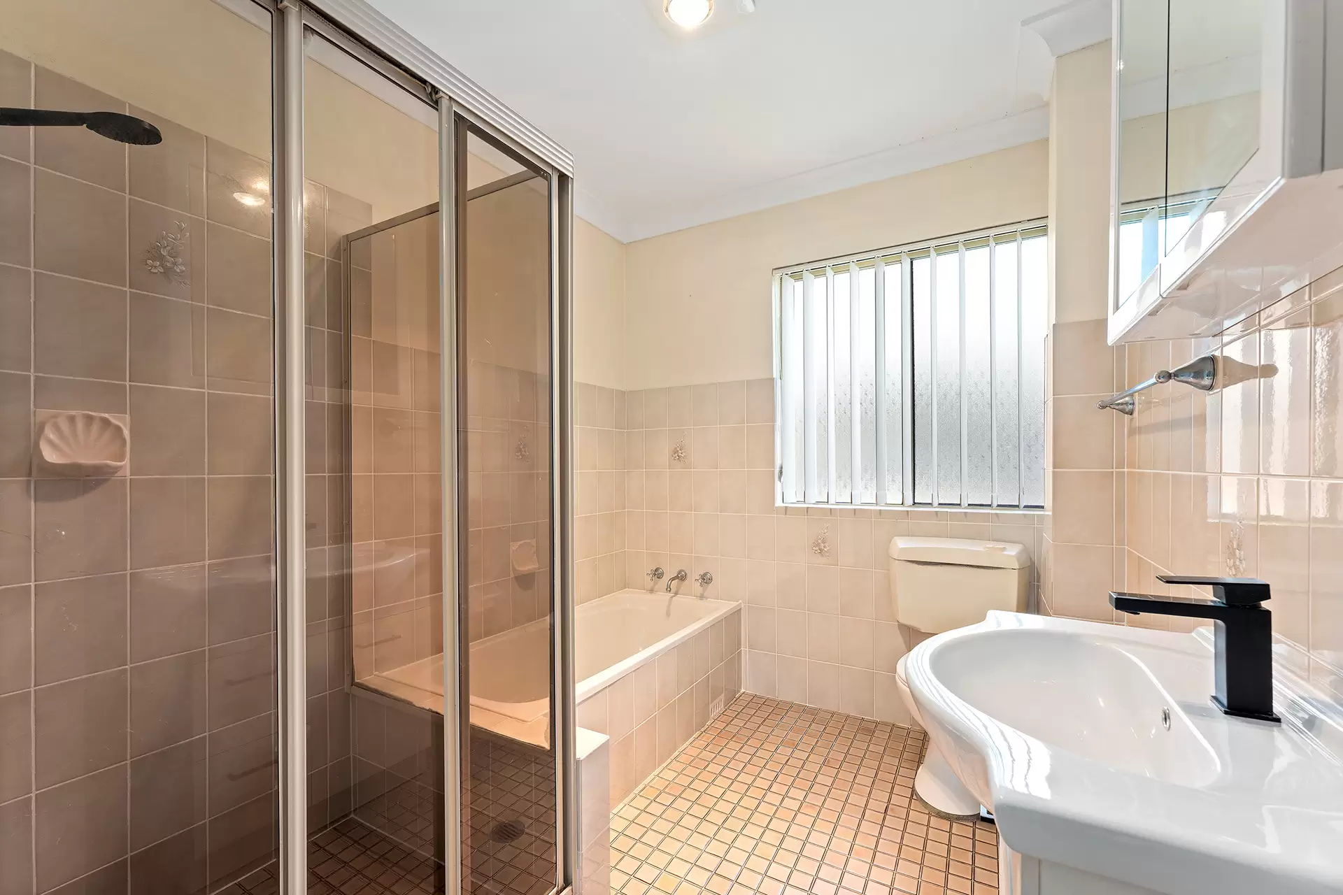 4/39-41 Cross Street, Corrimal For Sale by Laurence Morgan Real Estate - image 6