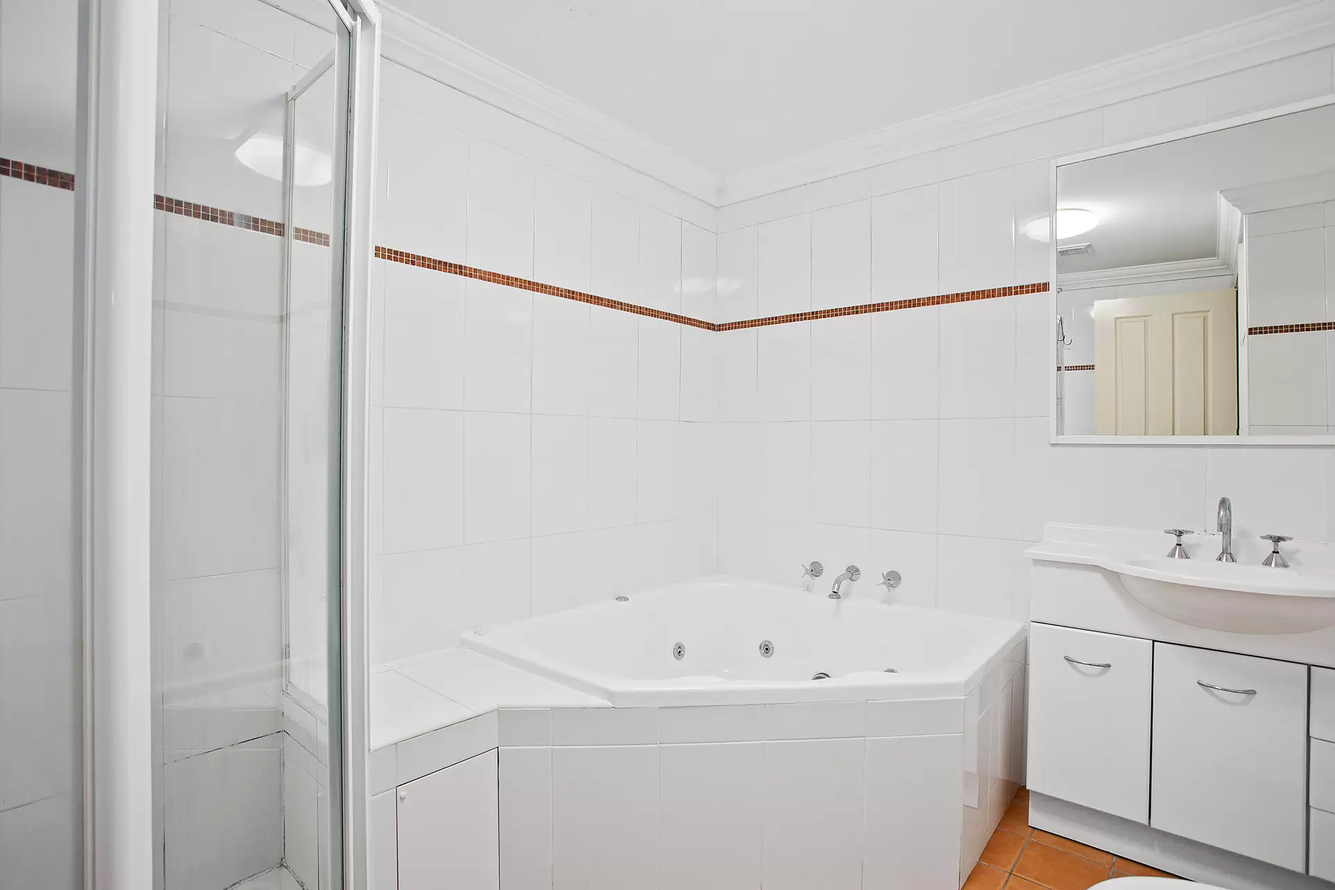 8/36-38 Loftus Street, Wollongong For Lease by Laurence Morgan Real Estate - image 5