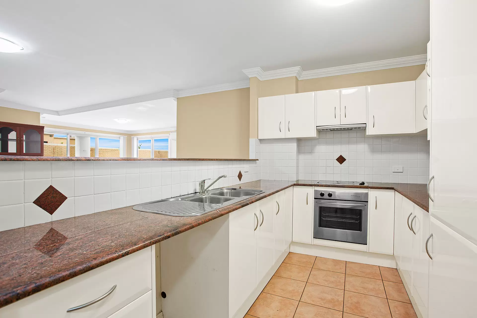 8/36-38 Loftus Street, Wollongong For Lease by Laurence Morgan Real Estate - image 3