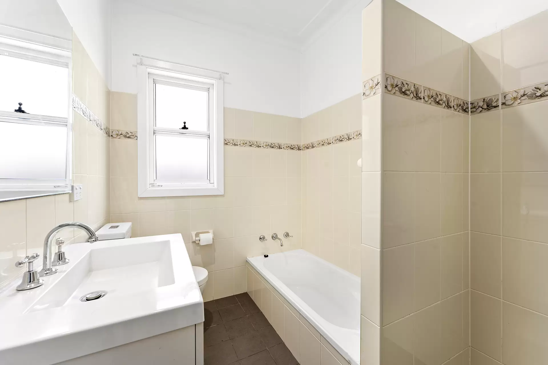 Bulli Leased by Laurence Morgan Real Estate - image 7