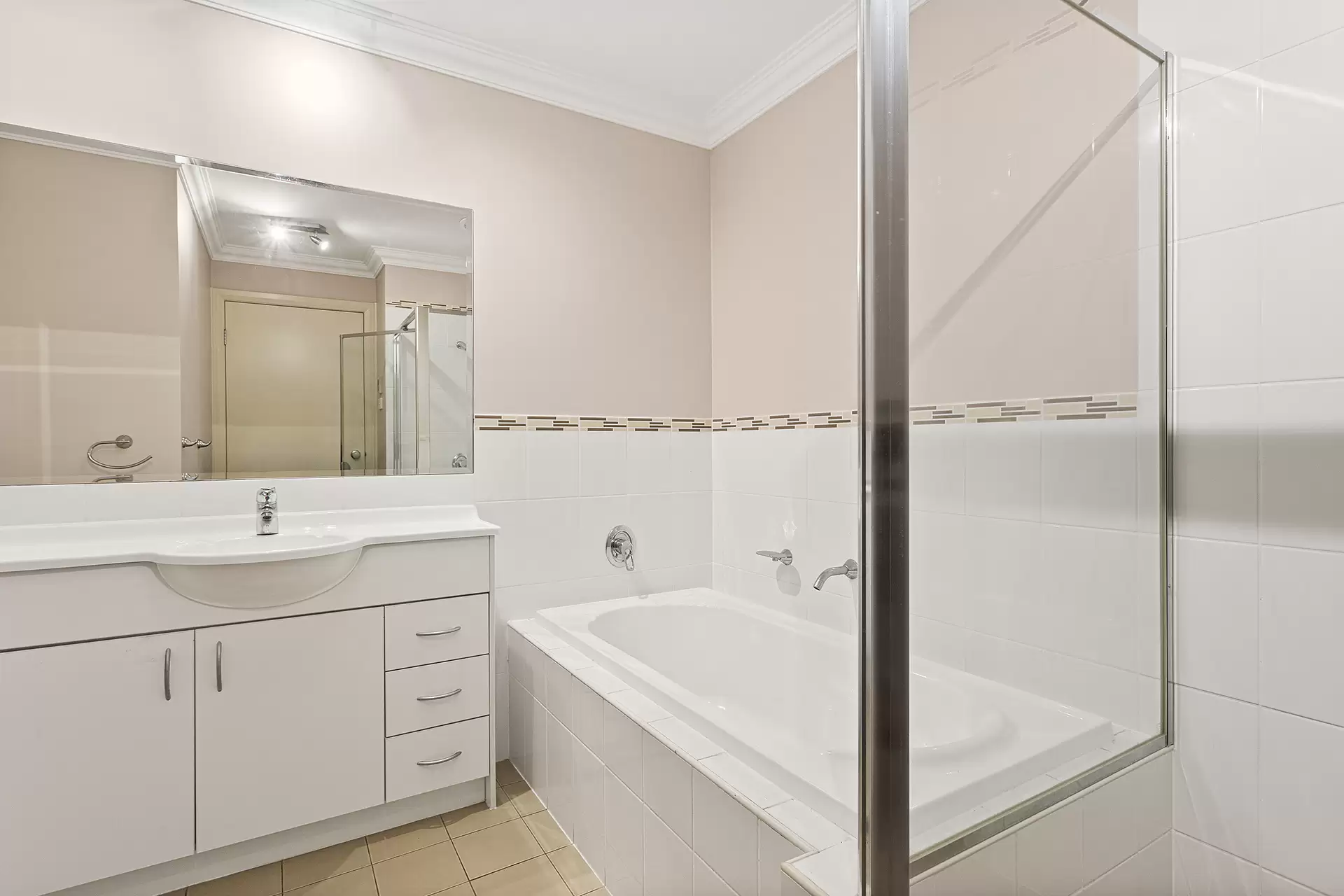 15 Watergum Way, Woonona For Sale by Laurence Morgan Real Estate - image 5