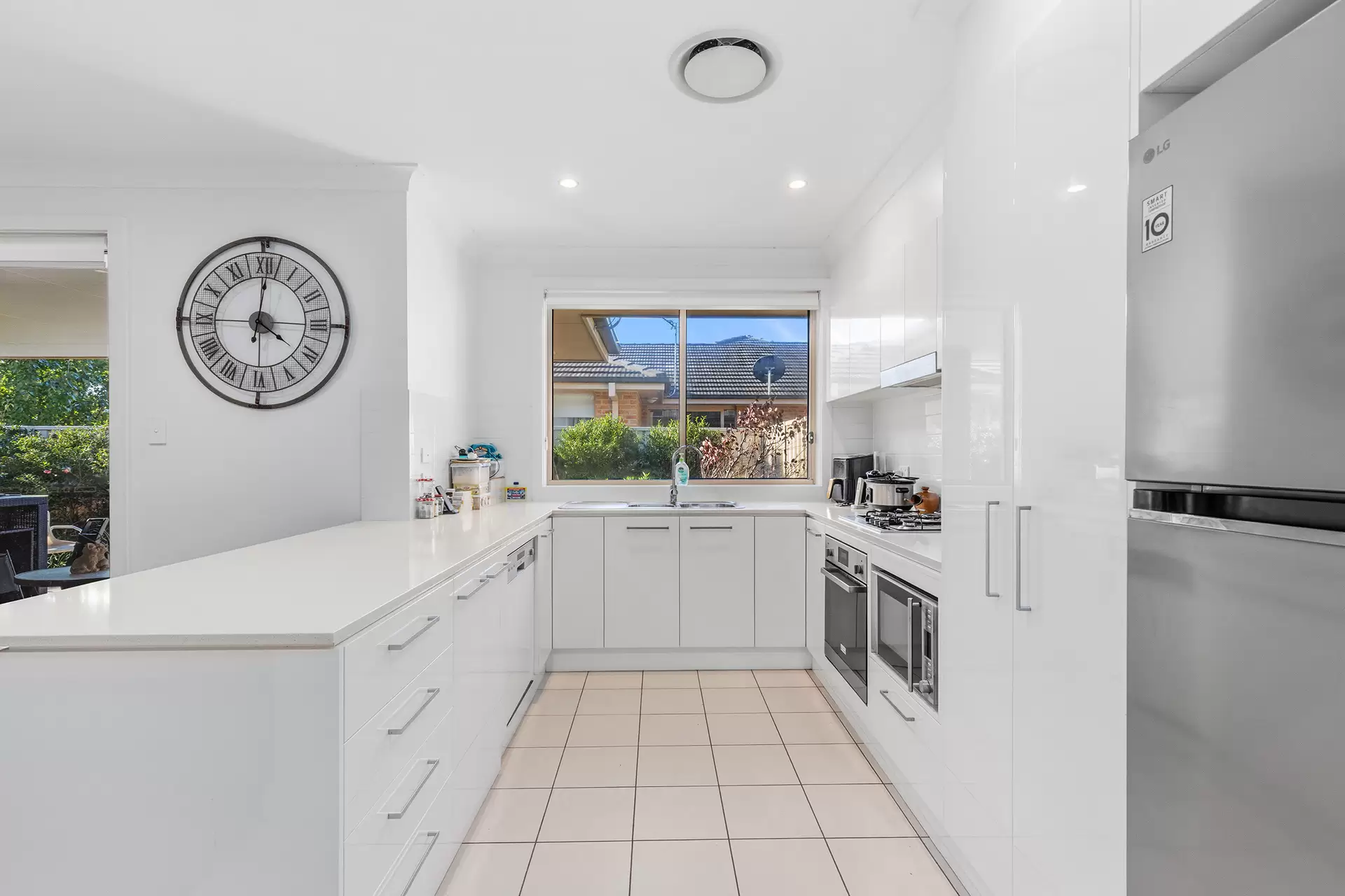 9/10 Derwent Avenue, Avondale For Sale by Laurence Morgan Real Estate - image 3