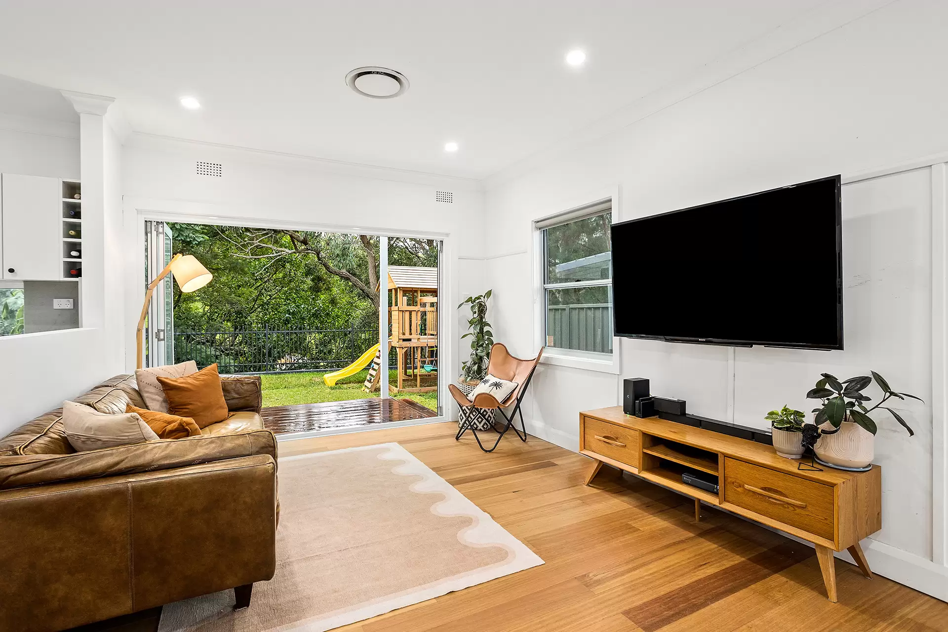 14 Hill Street, Austinmer For Sale by Laurence Morgan Real Estate - image 3