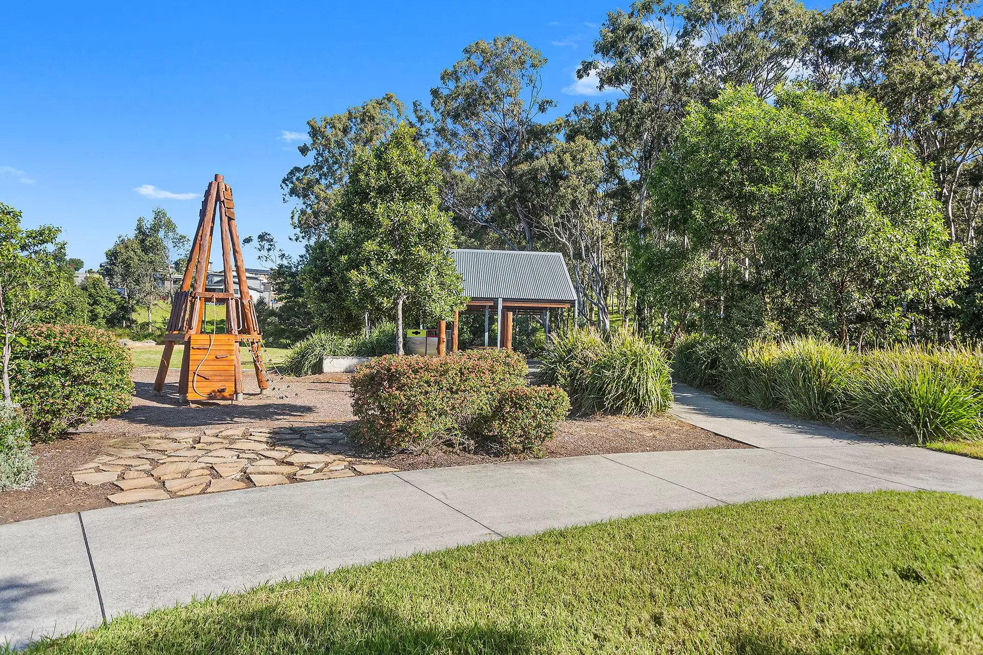 30 Coalminer Drive, Calderwood For Sale by Laurence Morgan Real Estate - image 5
