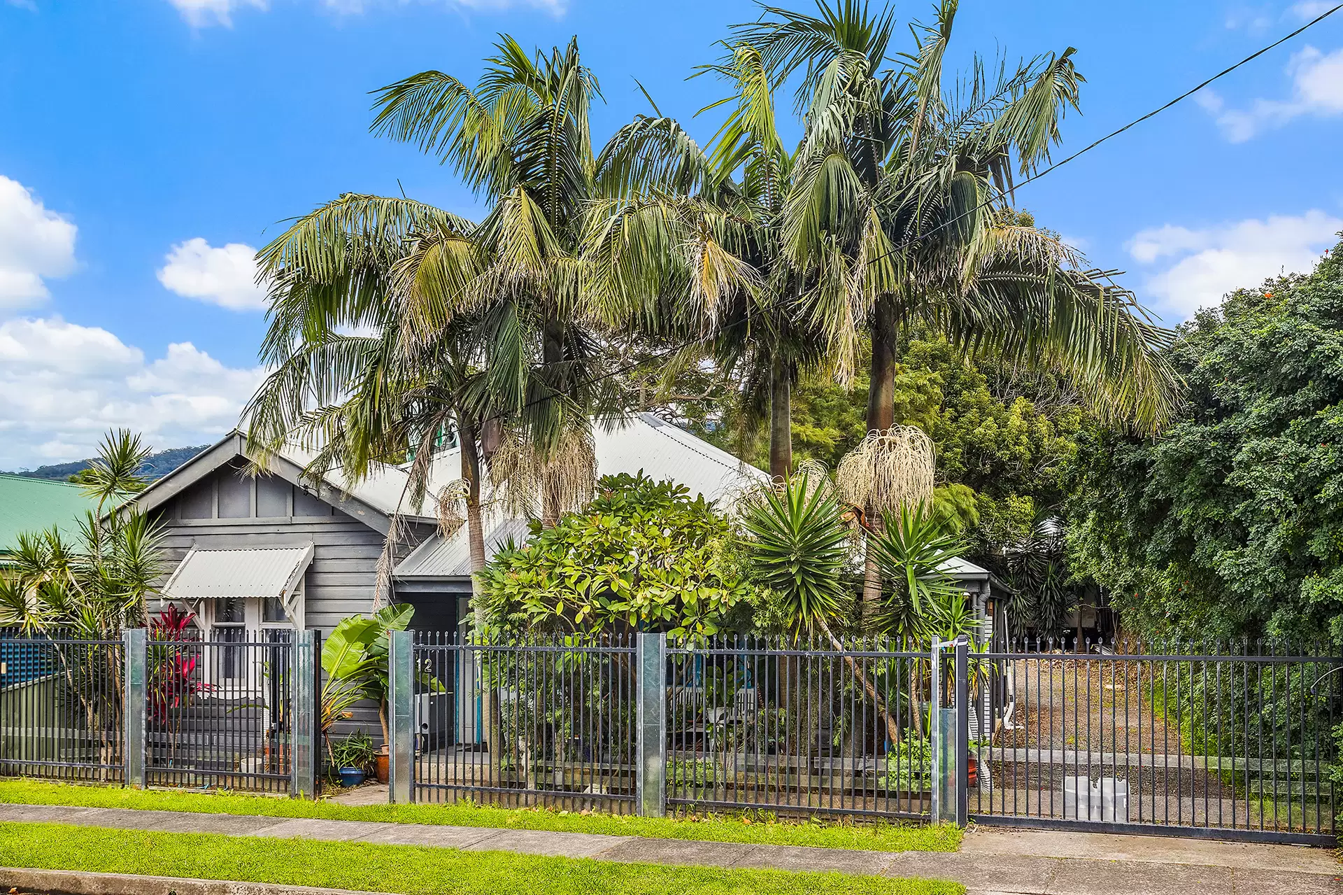 12 Railway Street, Bulli Auction by Laurence Morgan Real Estate - image 4