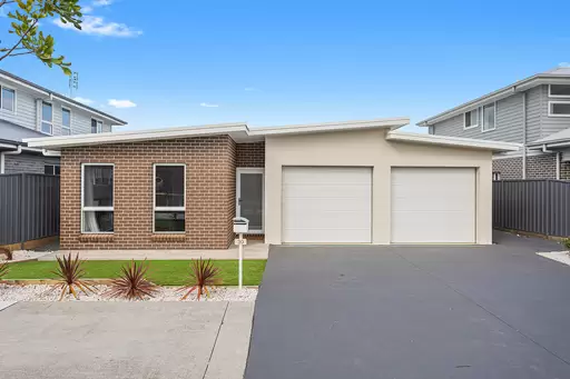 30 & 30a Stewards Drive, Kembla Grange Sold by Laurence Morgan Real Estate