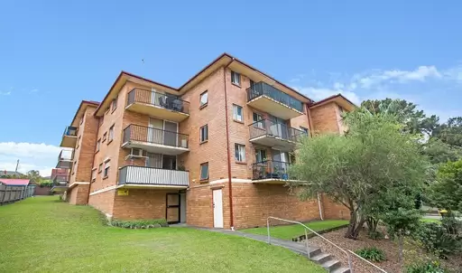 18/6 Eyre Place, Warrawong Sold by Laurence Morgan Real Estate