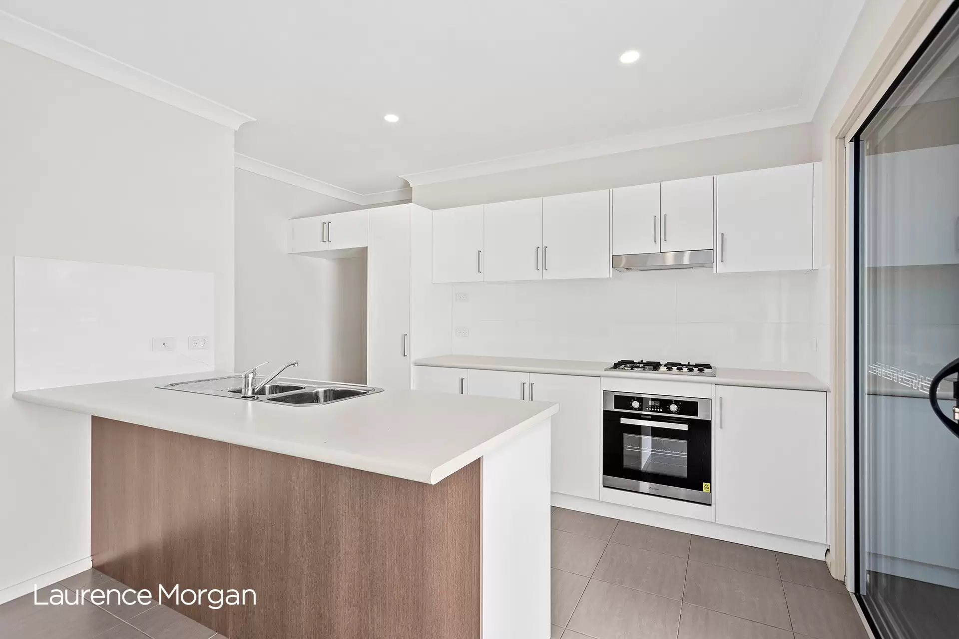 25a Craig Crescent, Dapto Sold by Laurence Morgan Real Estate - image 2
