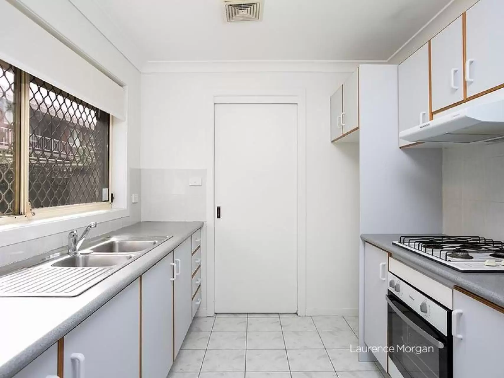 2/58 Elliotts Road, Fairy Meadow Sold by Laurence Morgan Real Estate - image 3