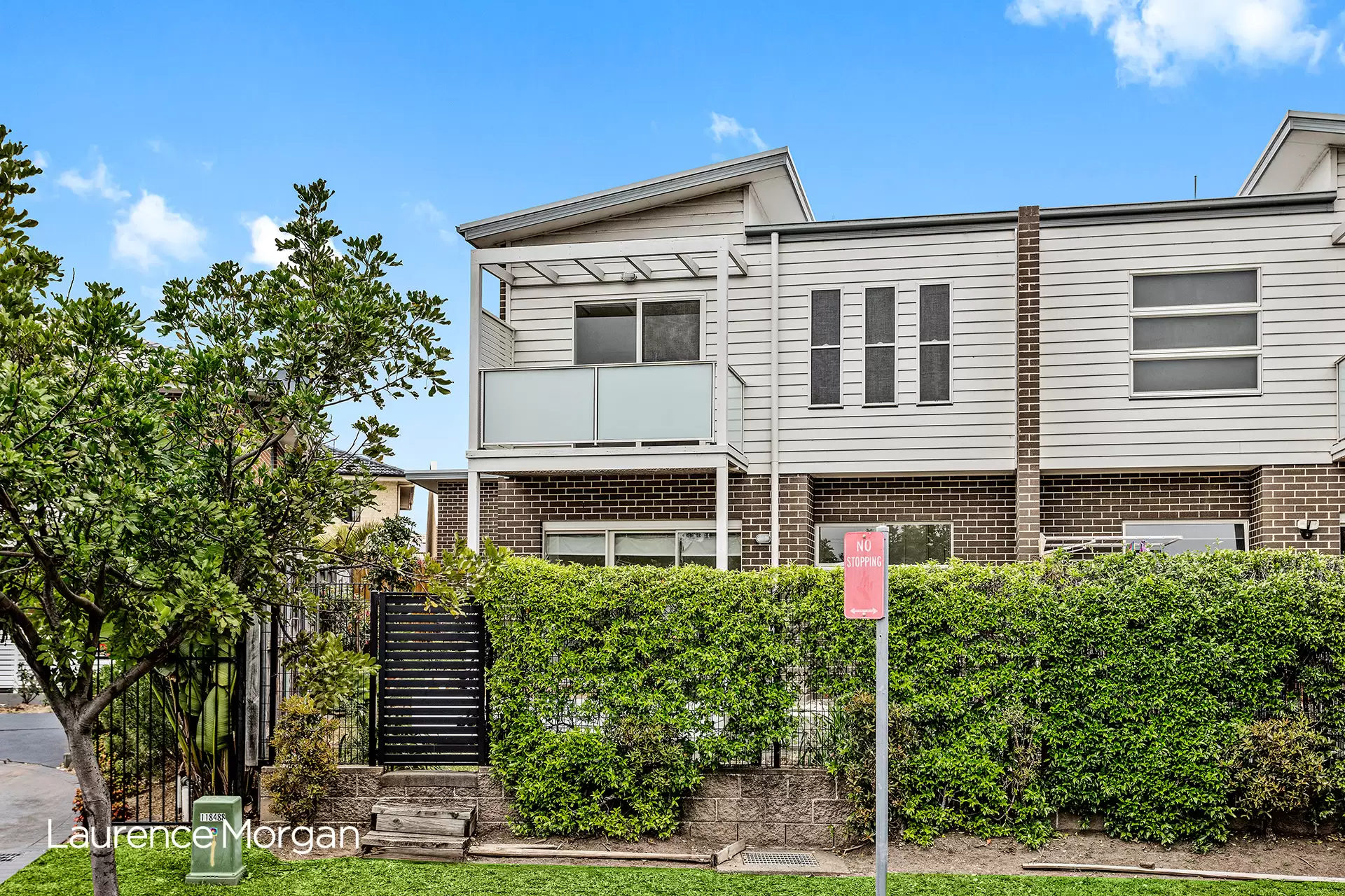 6/5 Forestview Way, Woonona Sold by Laurence Morgan Real Estate - image 1