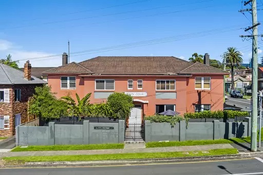 4/68 Corrimal Street, Wollongong Sold by Laurence Morgan Real Estate
